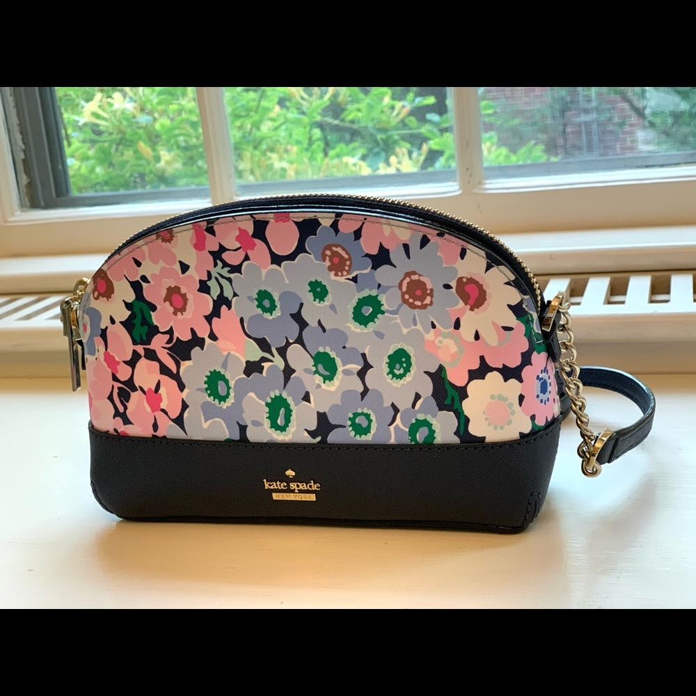 Sold! Kate Spade New York Crossbody Bag